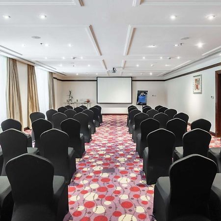 Radisson Blu Hotel, Jeddah Exterior photo