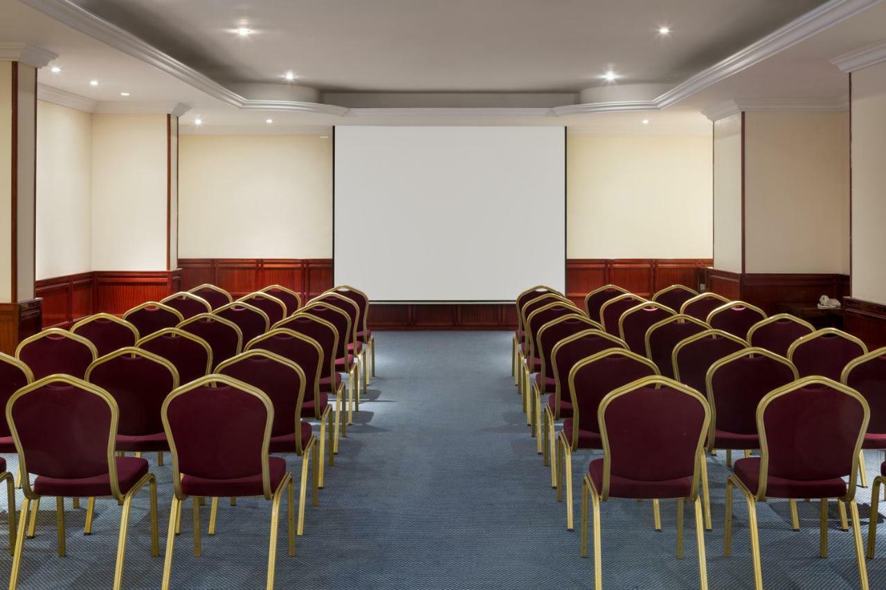 Radisson Blu Hotel, Jeddah Exterior photo