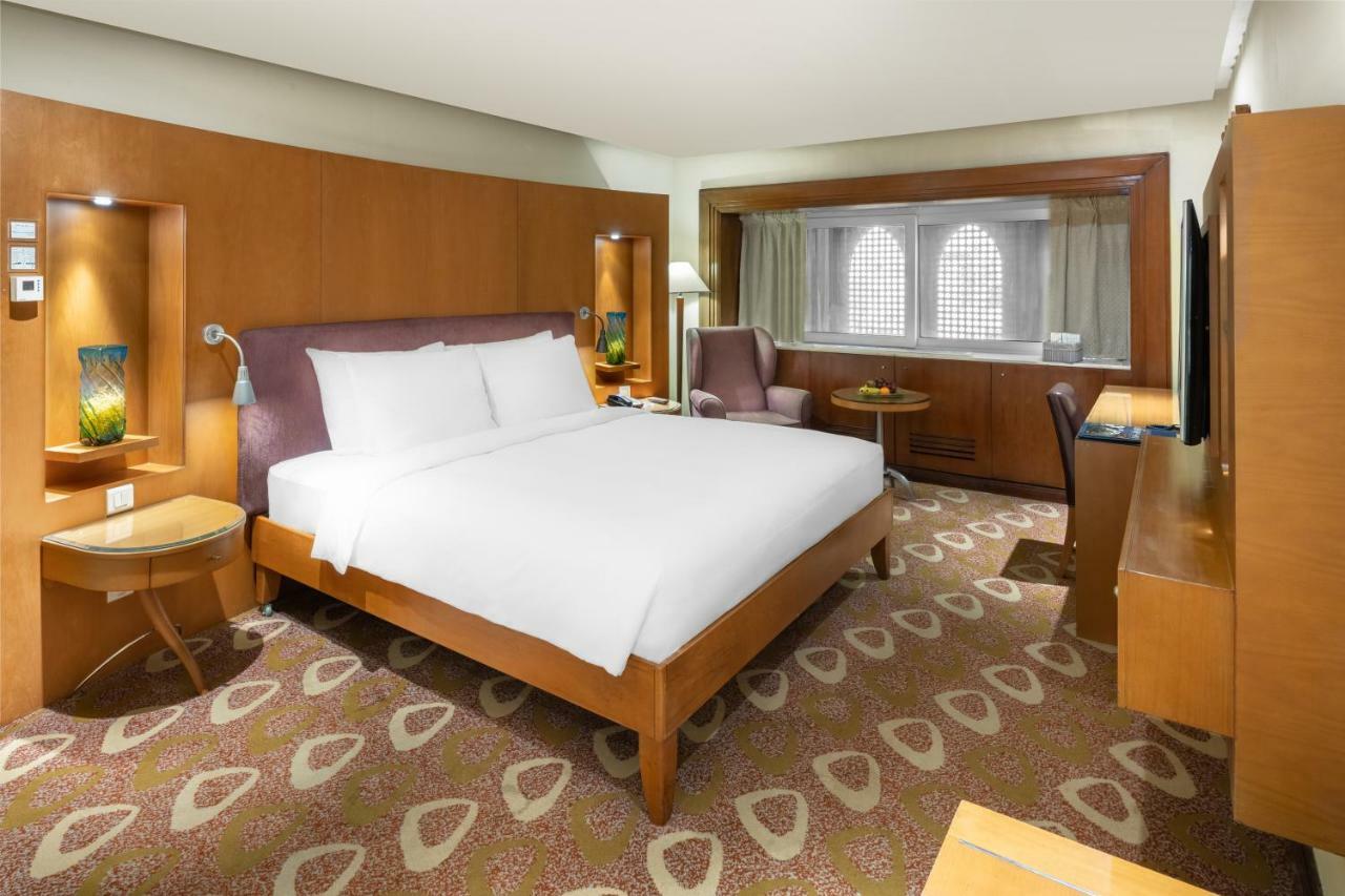 Radisson Blu Hotel, Jeddah Exterior photo