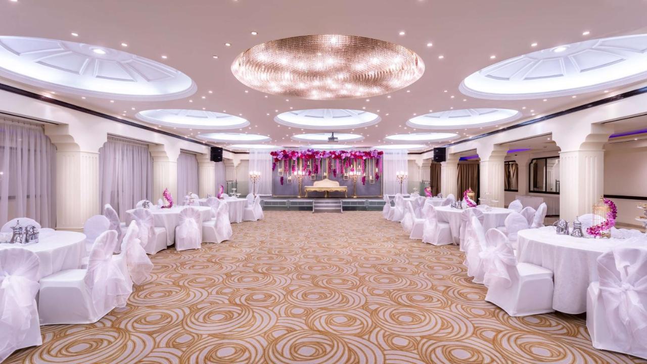 Radisson Blu Hotel, Jeddah Exterior photo