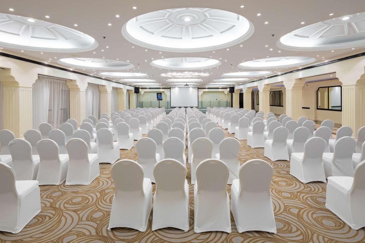 Radisson Blu Hotel, Jeddah Exterior photo